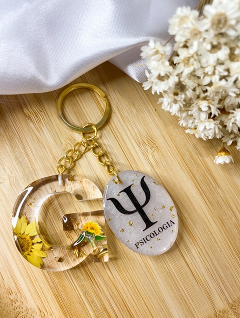 Chaveiro letra + Pingente (profissão) - Sob Encomenda