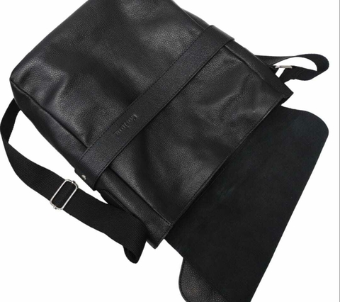 Morral PORTA NOTEBOOK de cuero con solapa (art 281)