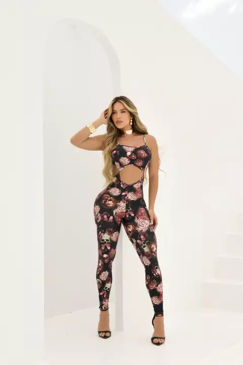 MACACÃO ELEGANCE CAVEIRA COM ROSAS EXCLUSIVO