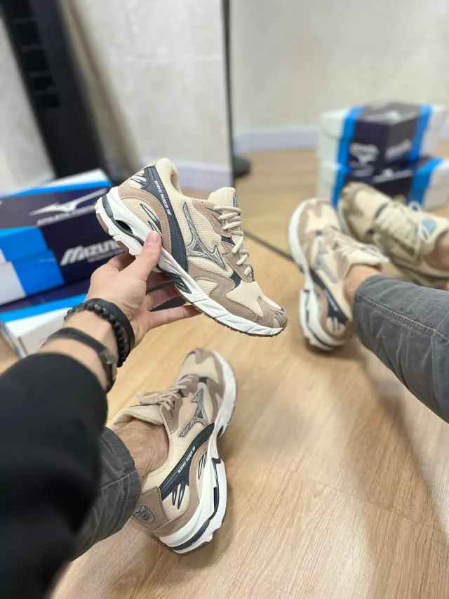 MIZUNO WAVE RIDER 10【24cm】 MIZUNO WAVE RIDER 10 - Comprar em TenisVel