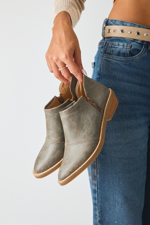 LOW OLIVA - comprar online