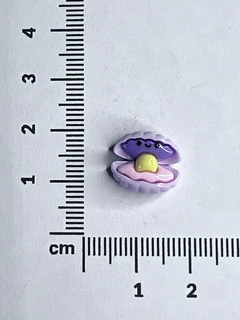 Imagen de DIJE DE RESINAS X UNIDAD CHARMS
