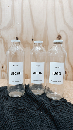 Botella 1 Litro , tapa blanca ,etiqueta blanca