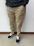 Jogger gabardina corte recto beige