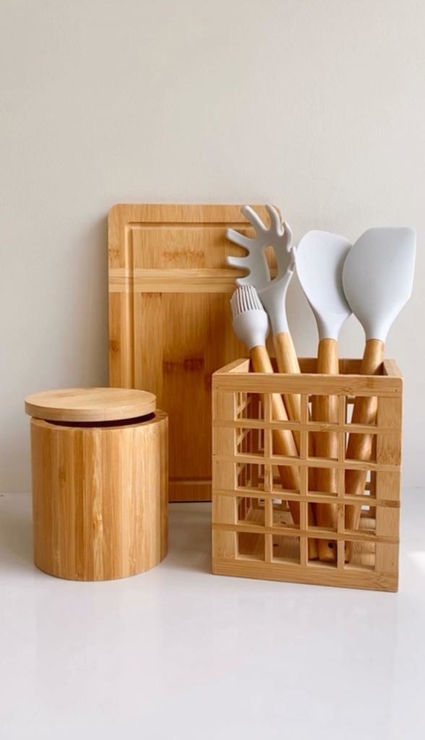 PORTA UTENSÍLIOS BAMBU VAZADO na internet