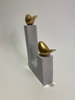 ESCULTURA PASSARO EM POLIRESINA na internet