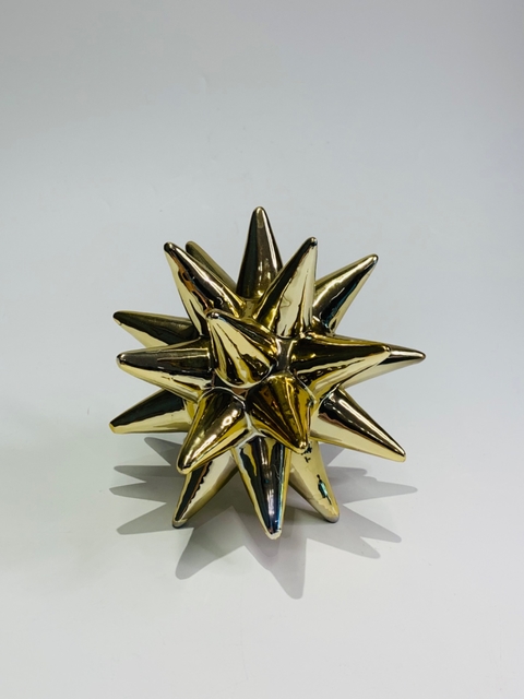 OURICO DOURADO EM CERAMICA - 8722