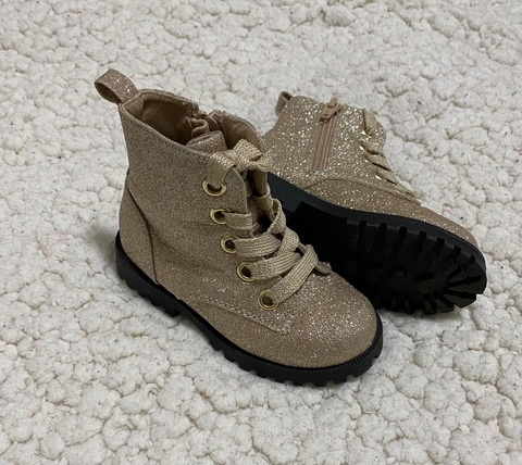 Bota Cat&Jack Tamanho 7 (EUA) seminova