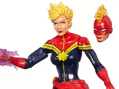 Marvel Legends Capitã Marvel comics(Sem Peça BaF)