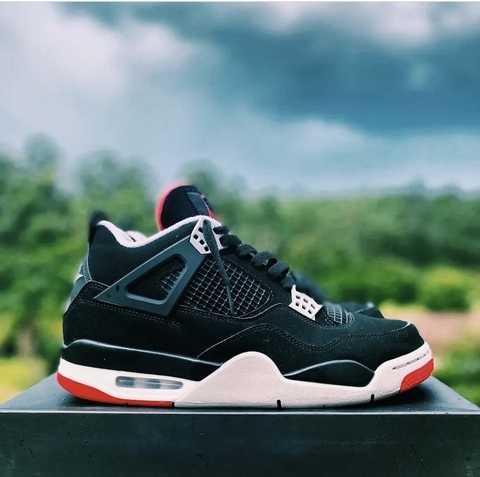 Air Jordan 4 Retro Bred