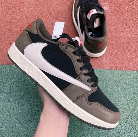 Air Jordan 1 Retro Low OG SP x Travis Scott