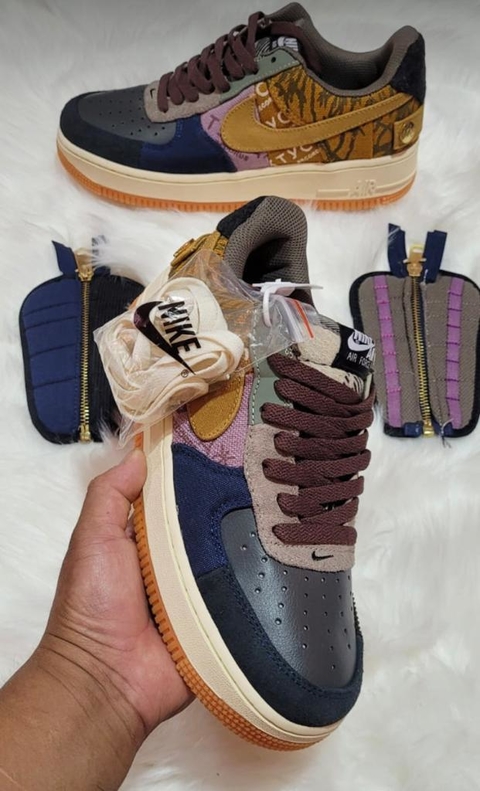 Air Force 1 "Cactus Jack" x Travis Scott