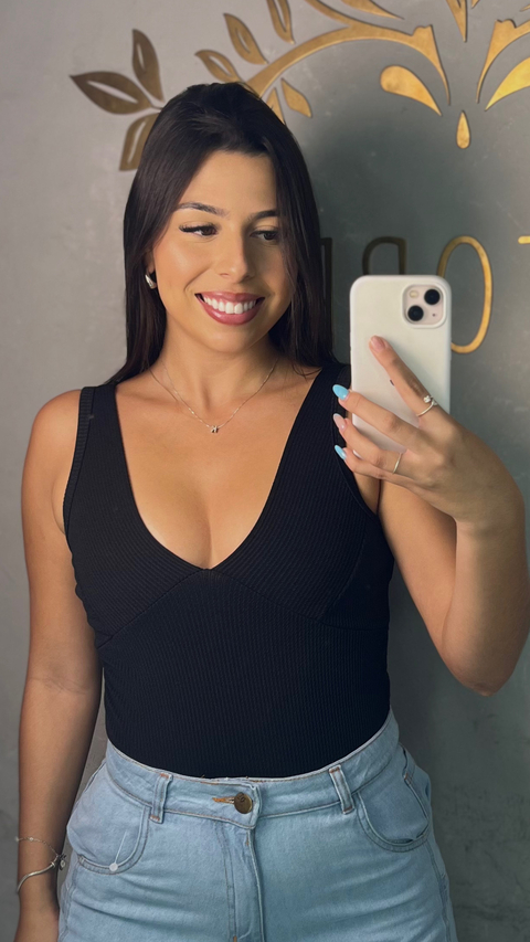 Body em V
