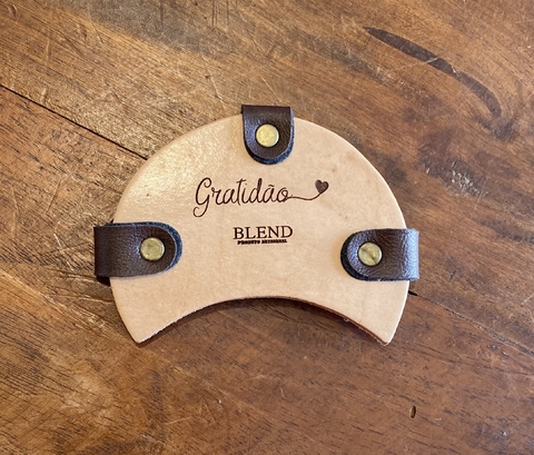 Tapa erva em couro - Gratidão