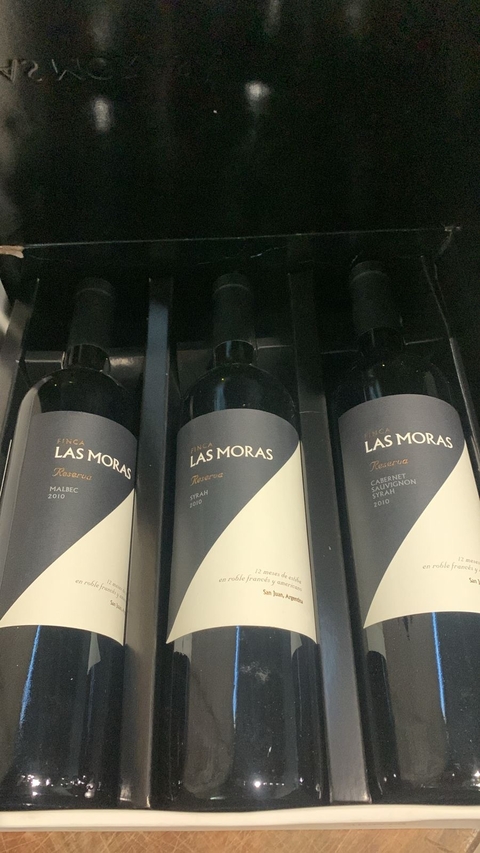 ESTUCHE FINCA LAS MORAS RESERVA MALBEC/SYRAH Y BLEND 2010