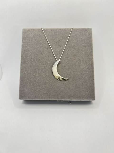 Colar lua .