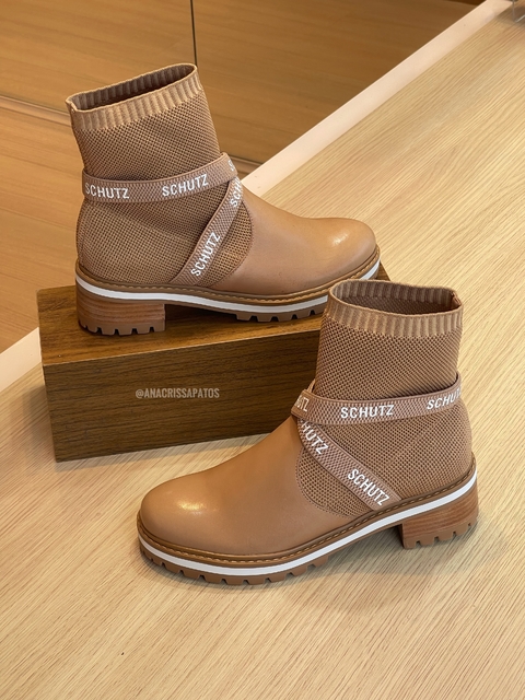 Bota Coturno Schutz S20636 0073 0002U - Leiam a descrição