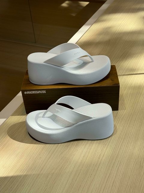 Brizza Arezzo Sandália Plataforma Chinelo Barcelona Branco Z19132 0010 0004U