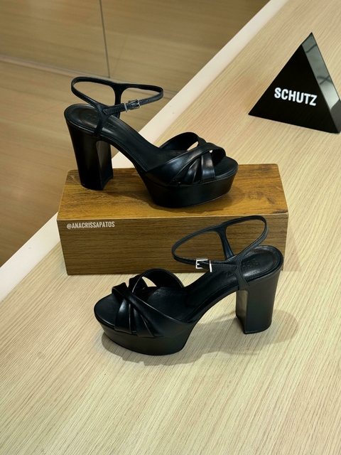 Schutz Sandália Meia Pata Preto Couro S20346 0003 0332U