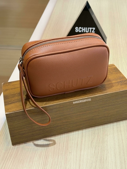 Schutz Bolsa Necessaire Marrom S50015 0764 0002U