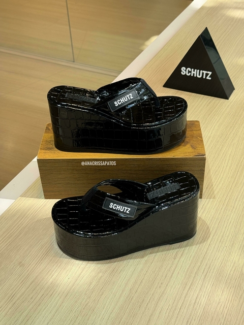 Schutz Anabela Plataforma Preta Couro Verniz S22142 0001 0004U
