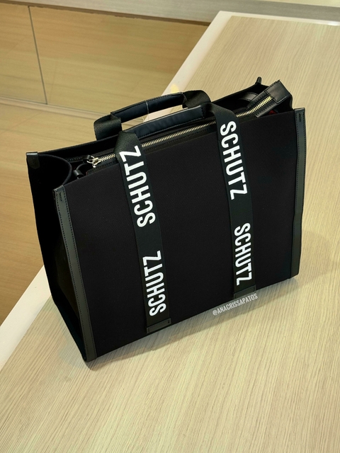Schutz Bolsa Lona Preta Logomania S50010 0698 0003U - comprar online