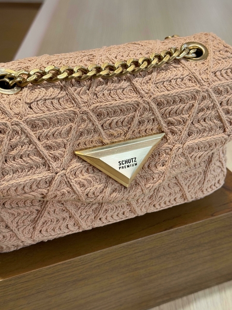 Schutz Bolsa 944 Crochê Nude - comprar online