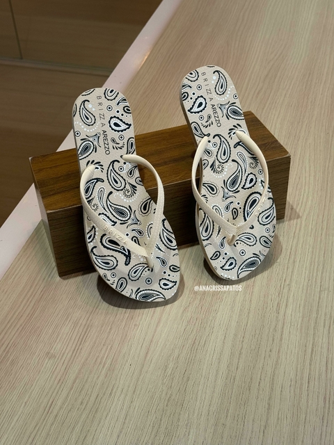 Brizza Arezzo Chinelo Panacota Estampado