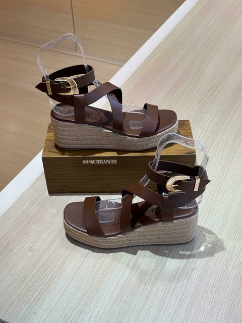 Schutz Sandália Plataforma Anabela Sisal Marrom Couro