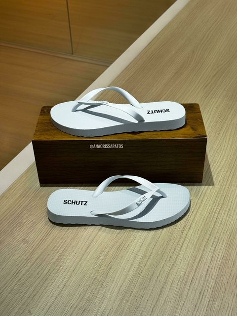 Schutz Chinelo Branco Off Emborrachado