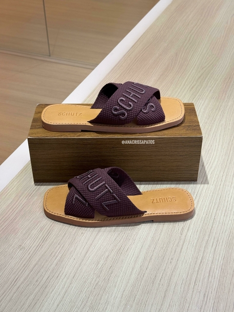 Schutz Flat Tecido Bordada Marrom Rasteira - comprar online