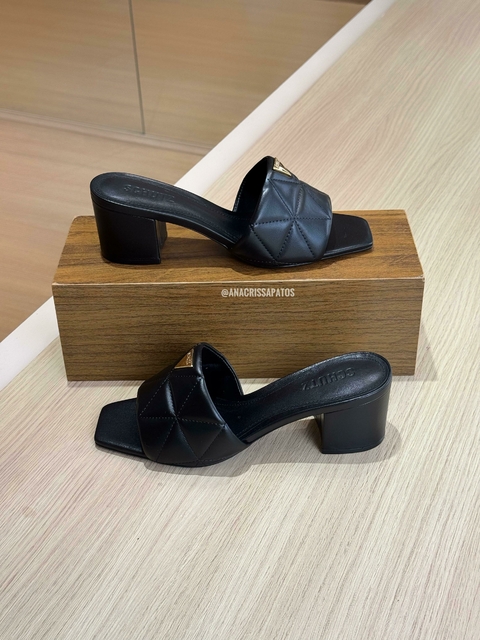 Schutz Tamanco Salto Bloco Couro Triangle Preto