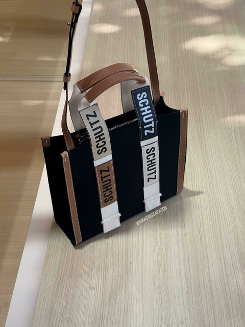 Schutz Bag Família Livia Summer Tamanho Pequeno Bolsa