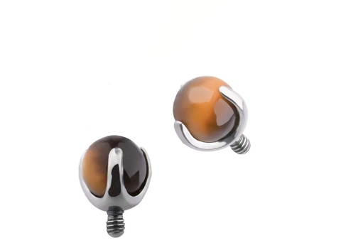Labret titânio 8mm, olho de tigre. Rosca interna. Acompanha haste e topo. Pedra opala. Valor unitário.