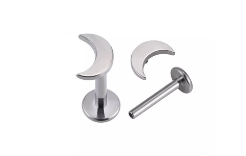 Labret Titânio lua 8mm rosca interna.