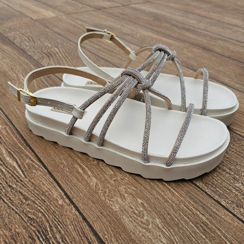 SANDALIA FEMININA PAPETE COM PEDRARIA DOCE MACA - E176PP