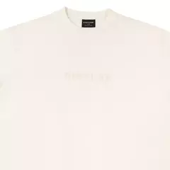WASHED BASIC T-SHIRT IN OFF-WHITE na internet