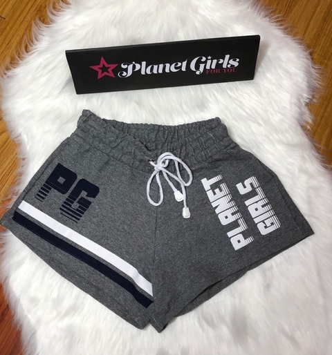 shorts de moletom planet girls