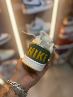 Tenis Nike Court Borough Yellow/Green na internet