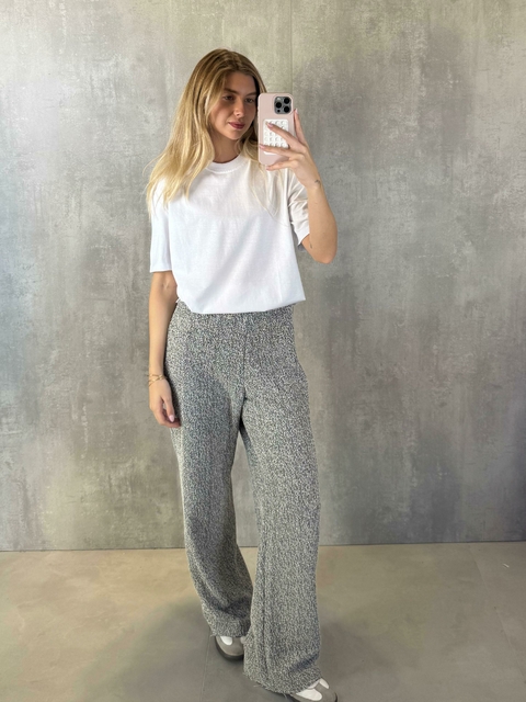 T-SHIRT OVER ALGODÃO PRIME BRANCA - comprar online