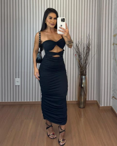 Vestido Lari na internet