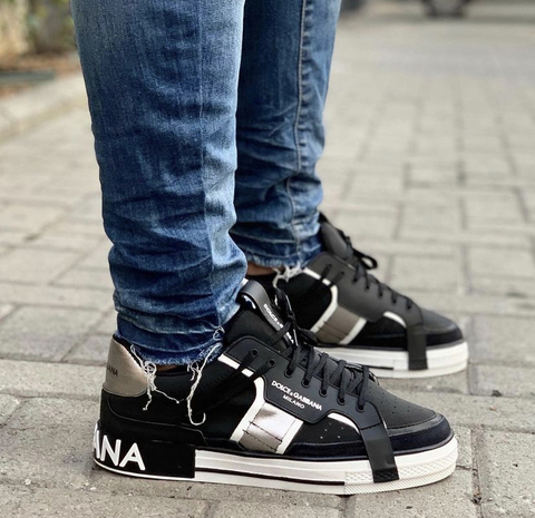 Dolce gabbana cano baixo preto