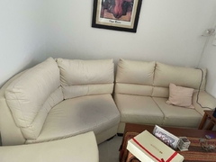SILLON $ 350.000 ESQUINERO CON MODULO DE DESCANSO - TAPIZADO EN ECO CUERO - MEDIDAS ALTO 80 CM ANCHO 20 CM LARGO 1.50 Y LARGO 1.30 - comprar online