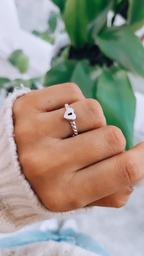 ANILLO CORAZON LLAVE