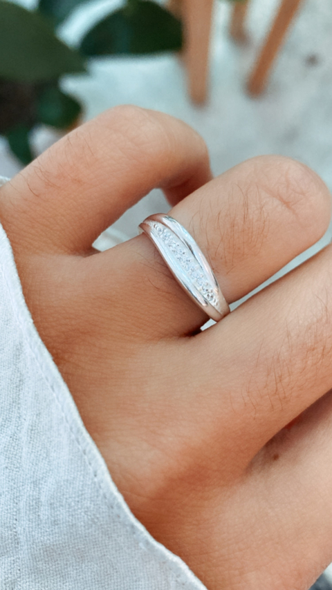 Anillo ola pavé - comprar online