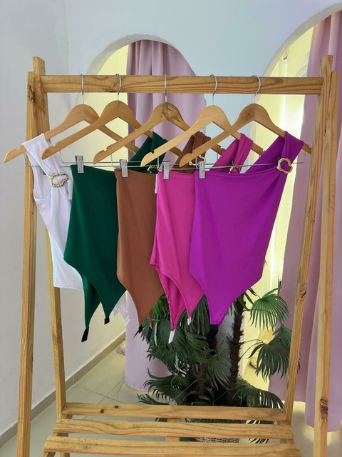 BODY (DETALHE ORGÂNICO)