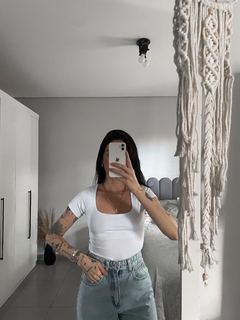 Body Melissa - Clothes Mahalo