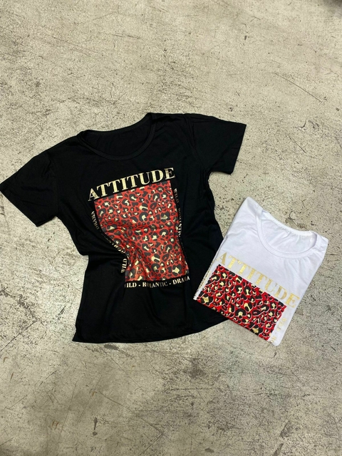 Remera con strass ATTITUDE
