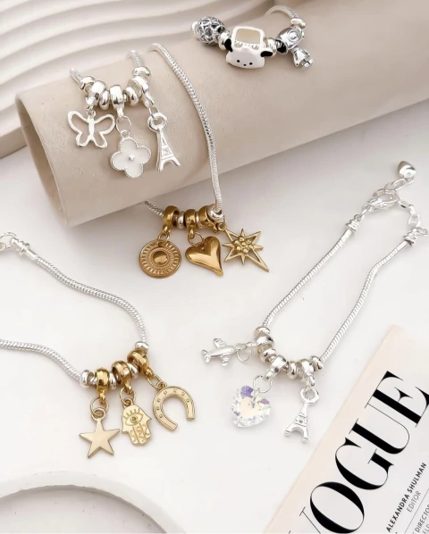 PULSERAS CHARMS