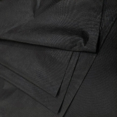 TNT 30g/m2 Hidrofobico Preto 1400mm (20 Metros Lineares)